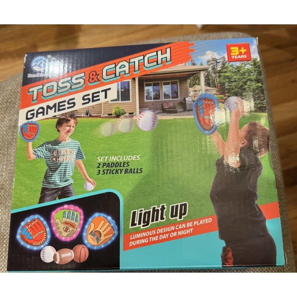 Handroom Toss & Catch Light Up Magnetic Baseball Set Glow In the Dark New